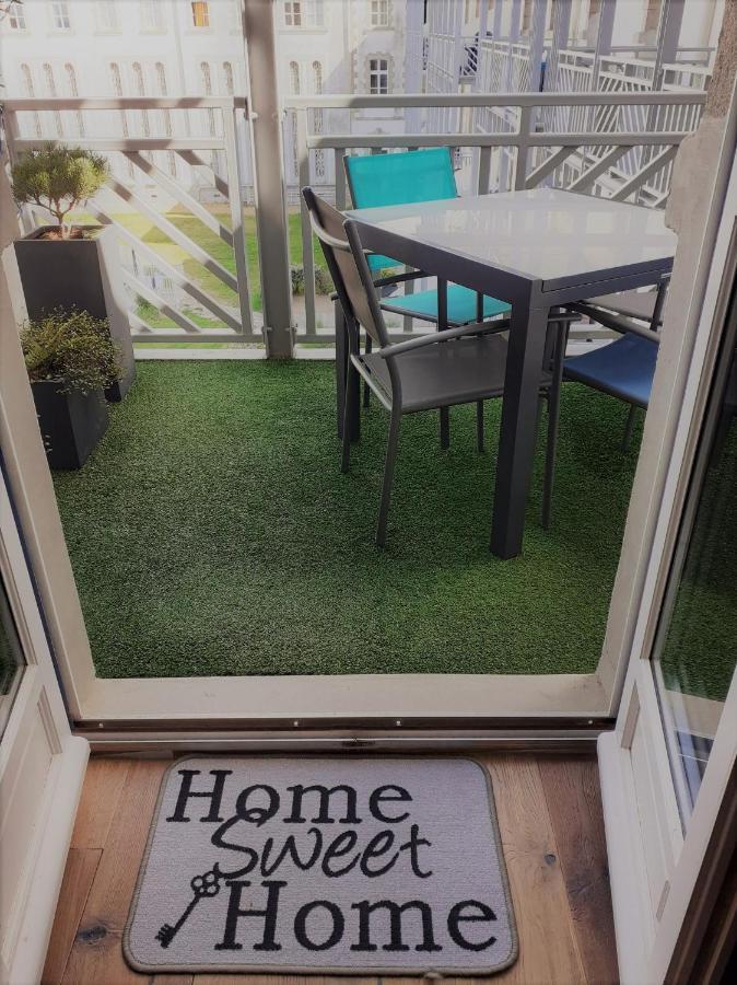Charmant Studio En Duplex Esprit Loft Avec Balcon Vue Mer, Et Piscine Exterieure 르크로아시 외부 사진